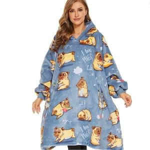 OVERSIZED PUG BLANKET SHERPA